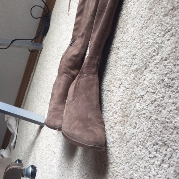 Steve Madden over the knee boots 6.5 - Picture 3 of 5